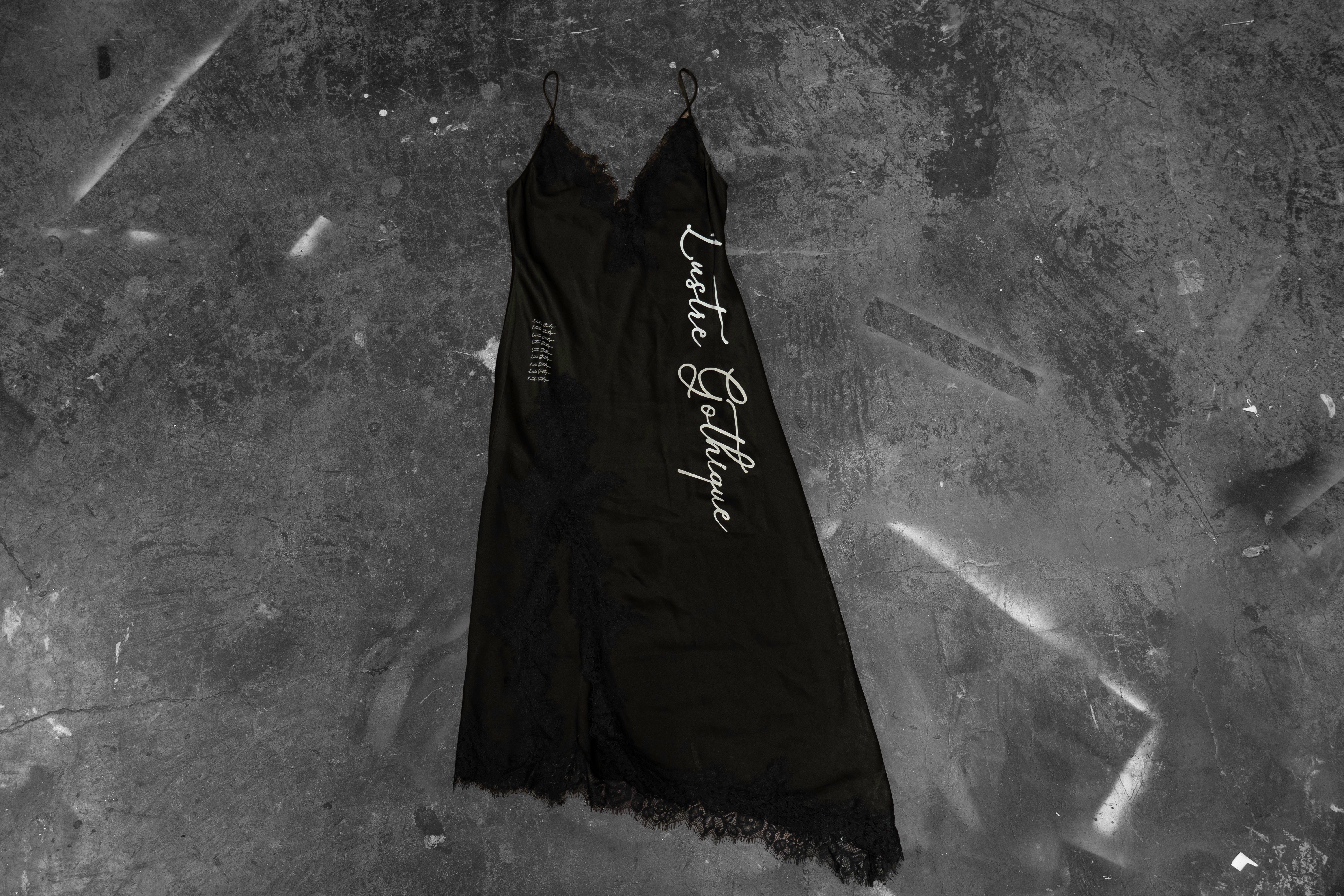LUSTREGOTHIQUE — BLACK BIAS SLIP DRESS WITH LACE HEM