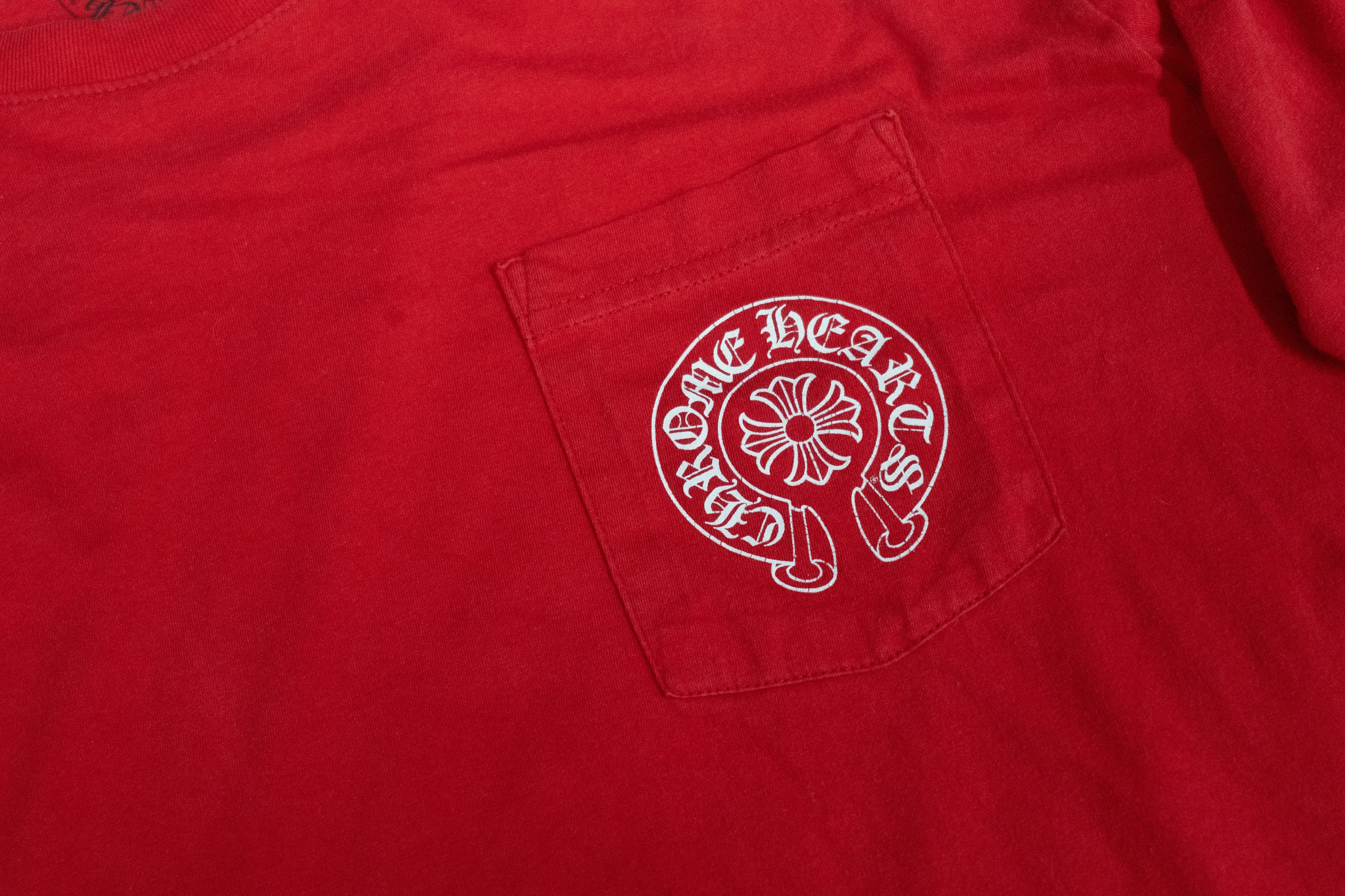 CHROME HEARTS — RED LONG SLEEVE T-SHIRT WITH WHITE LOGO PRINT