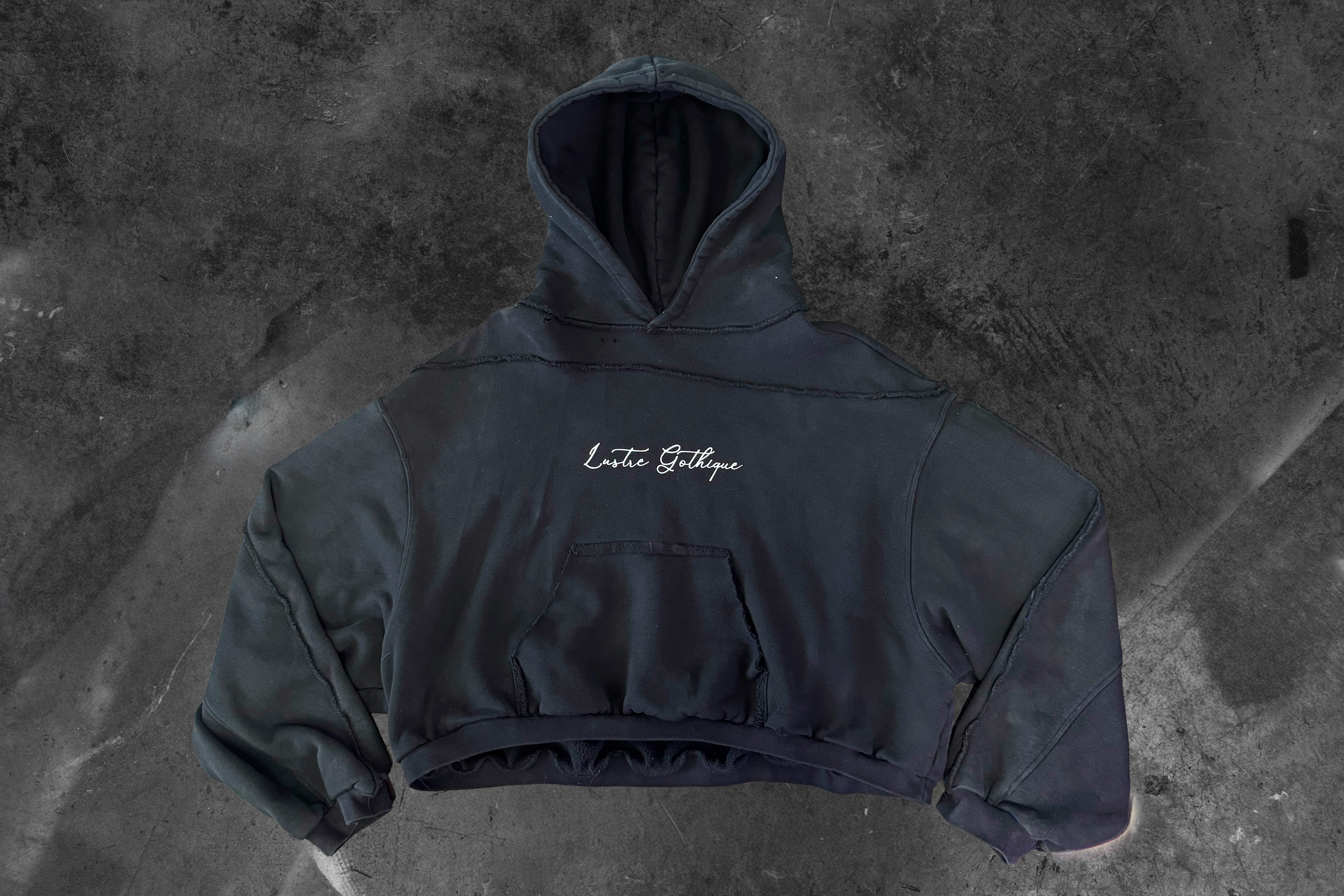 LUSTREGOTHIQUE — BLACK OVERSIZED CROP FIT LOGO HOODIE