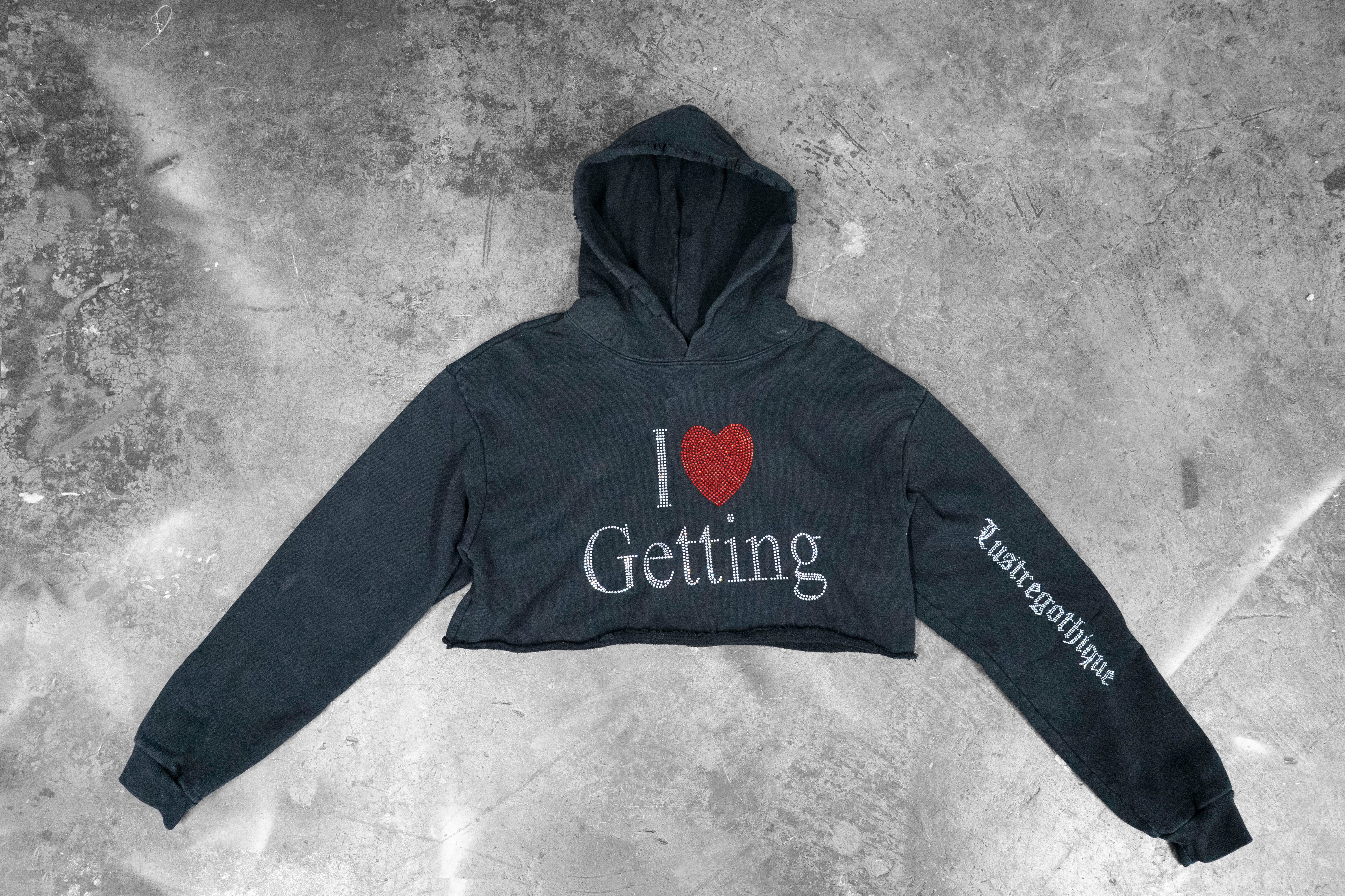 LUSTREGOTHIQUE — CROPPED CRYSTAL HOODIE “I ♥ GETTING”